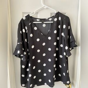 Worthington Polka Dot ruffle sleeve blouse